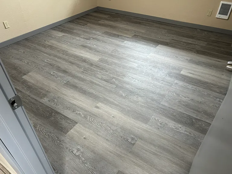 1765 Queen Ave SW — Photo 24