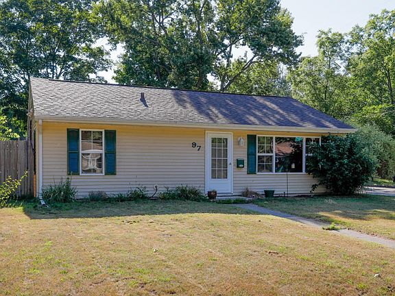 97 S Mason Ave-102