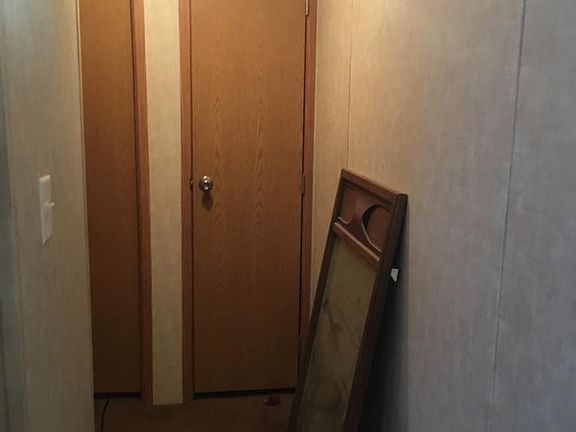 4th image of 309 Greenfield Ave