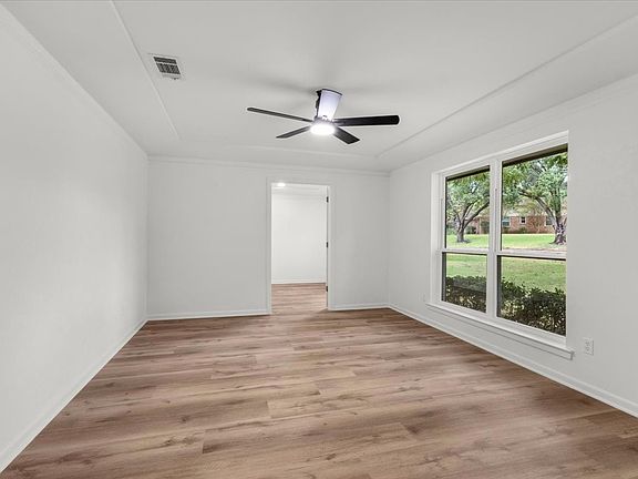 5th image of 4345 Rota Cir