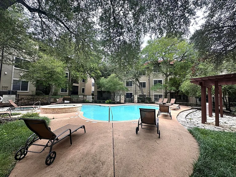 9525 N Capital Of Texas Hwy #232 — Photo 4