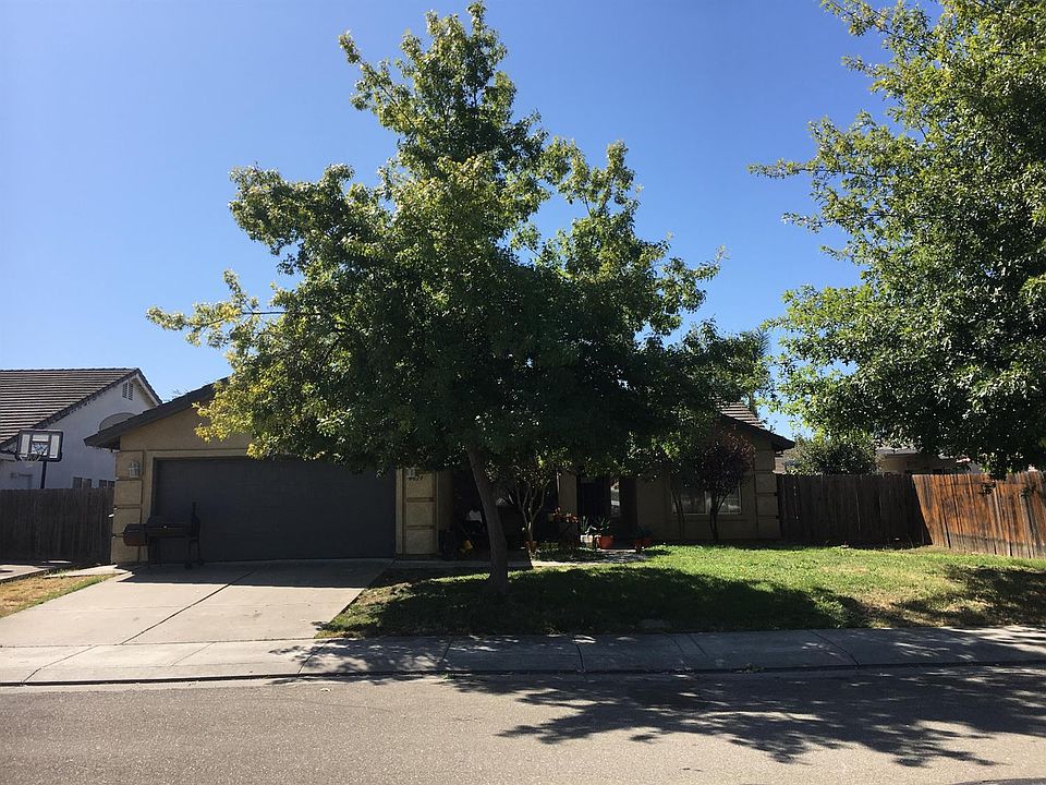 2nd image of 4024 Antioch Way