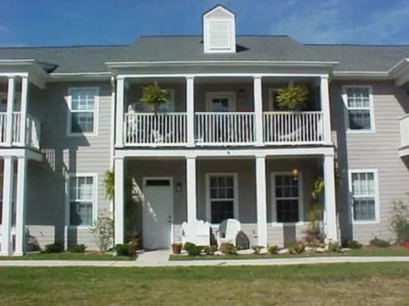 303 Russell Ave, Belle Chasse, LA 70037