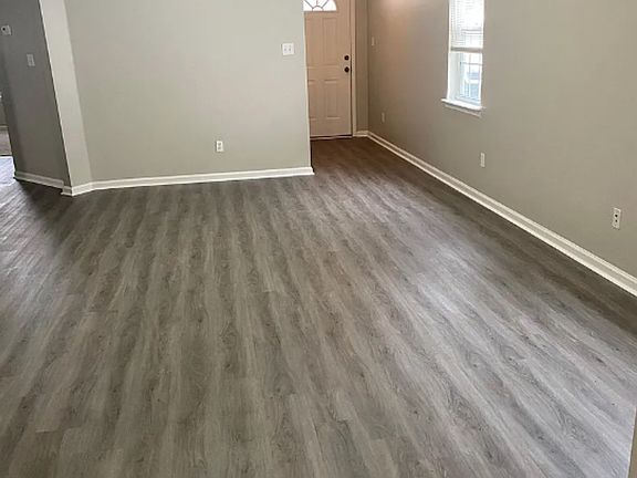2nd image of 3025 Ginny Dr