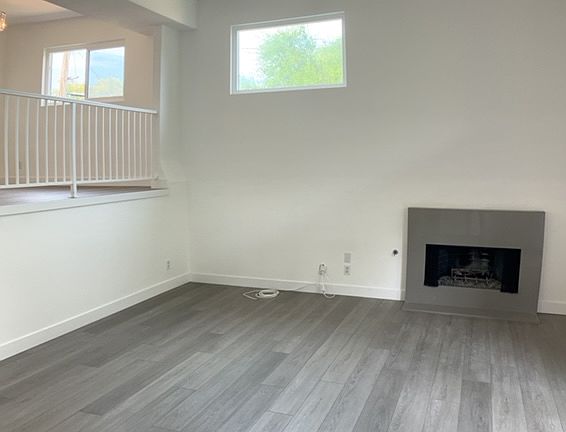 5th image of 269 N Skyline Dr