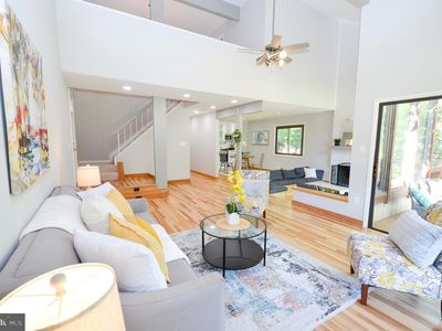 10601 Fiesta Rd, Fairfax, VA, 22032