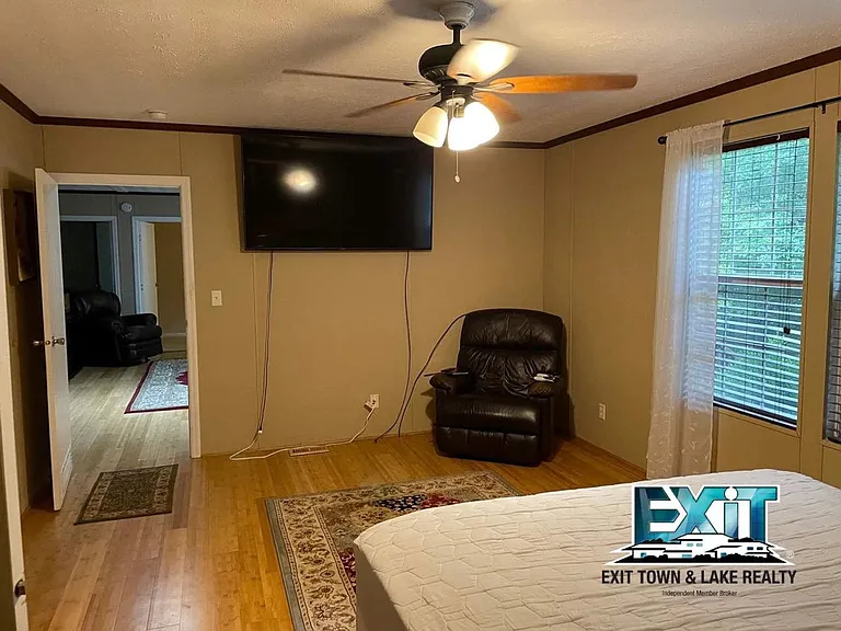 288 Country Ln — Photo 6