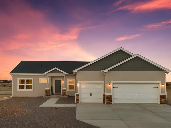 254 S Meriweather Dr, Pueblo West, CO 81007