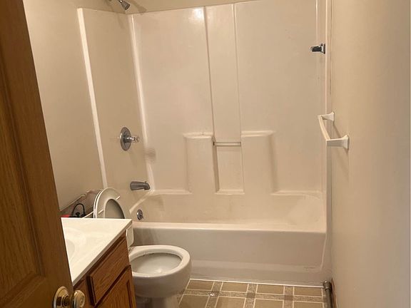 4th image of 117 Crooked Creek Ln