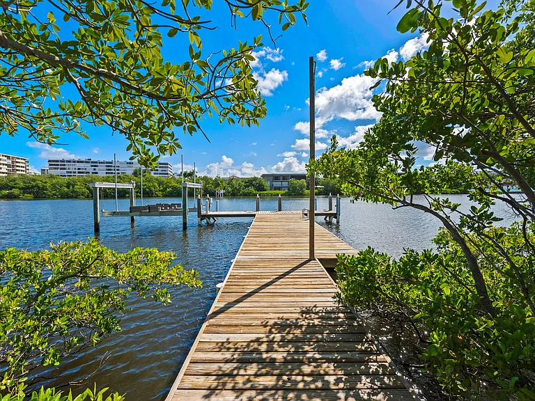 602 N Atlantic Dr — Photo 19