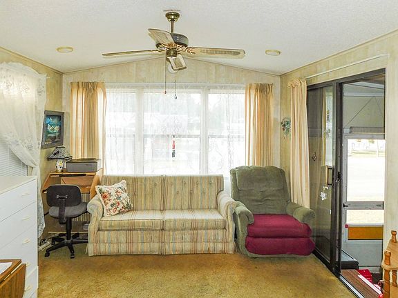 2nd image of 34538 Leisure Days Dr