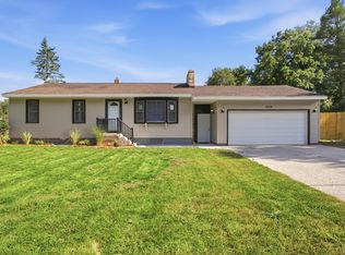 4340 S Quarterline Rd, Muskegon, MI 49444
