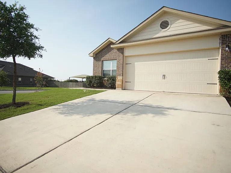 2901 Bridekirk Dr — Photo 15