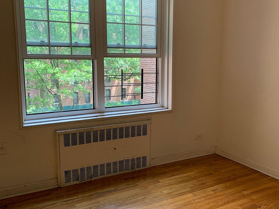 1st image of 13512 77th Ave #13E