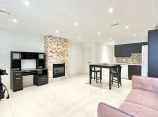 22 Fergus Ave #2, Richmond Hill, ON L4E 3B7