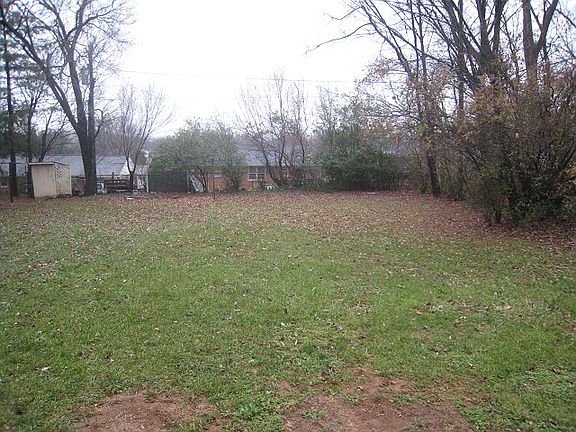 3rd image of 522 Kimball Ave