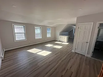 1858 West 11th Street, #3