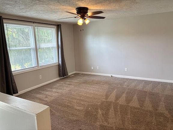 5th image of 4417 Sussex Ct