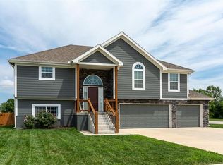 12802 Lathrop Ave, Kansas City, KS 66109