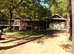 2nd image of 6044 Parkwood Ct