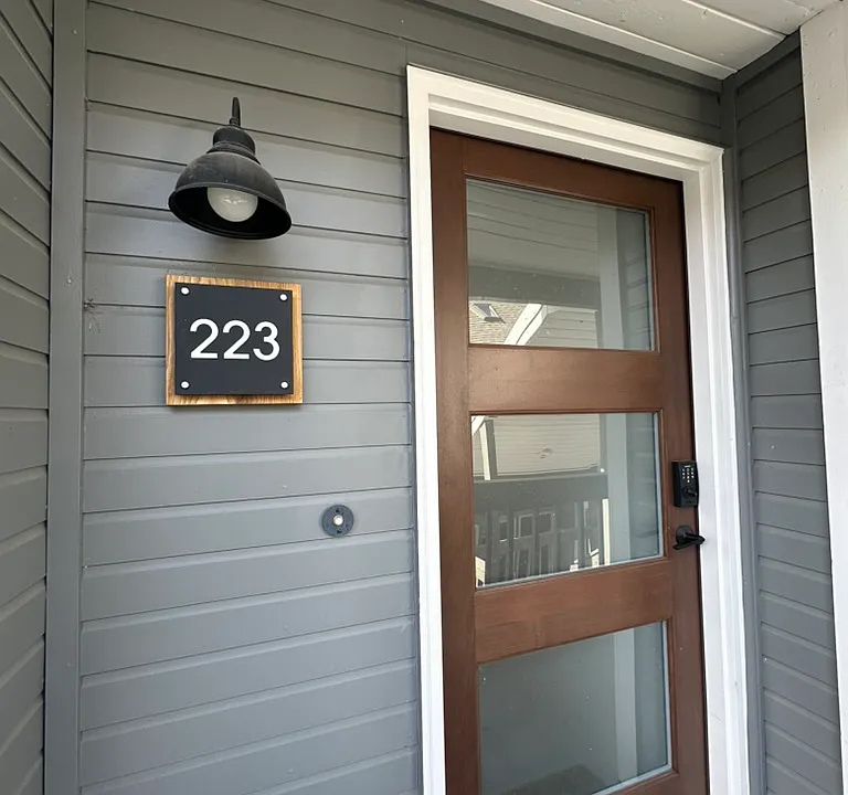 2201 Pearl St #223