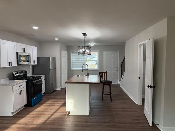 1985 Patterson Ct, Lawrenceville, GA 30044