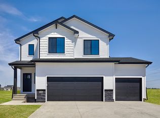 4410 NE 7th St, Ankeny, IA 50021