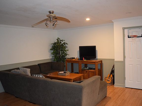 2nd image of 675 Wythe View Dr
