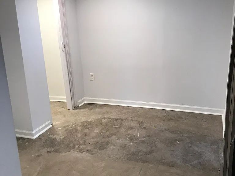3413 Carondelet St #A — Photo 10