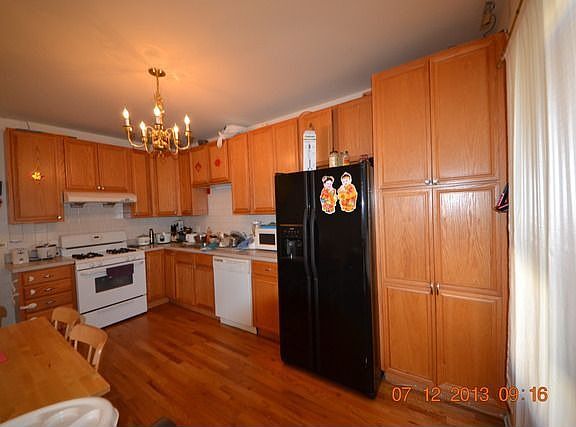 5th image of 2229 S Stewart Ave Unit F