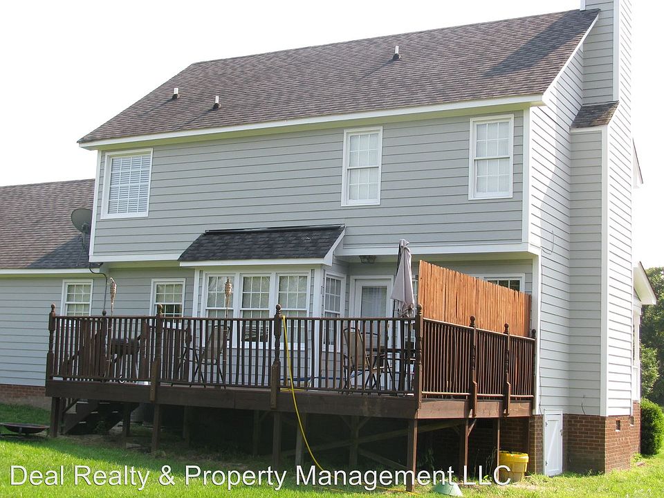 2nd image of 204 Aspen Cir