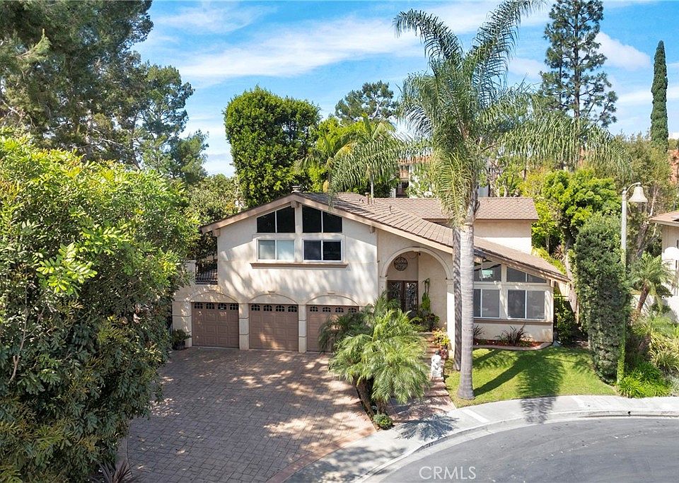 1st image of 701 Pepper Tree Ln