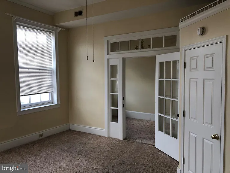 104 S Loudoun St #2 — Photo 5