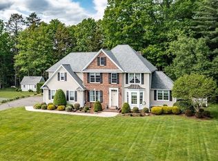 50 Barrister Cir, Westfield, MA 01085