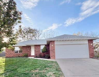 1819 N 25th St, Ozark, MO, 65721