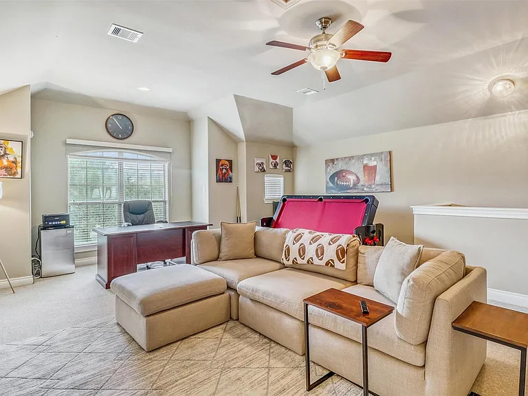 9113 Creekstone Lake Dr — Photo 34
