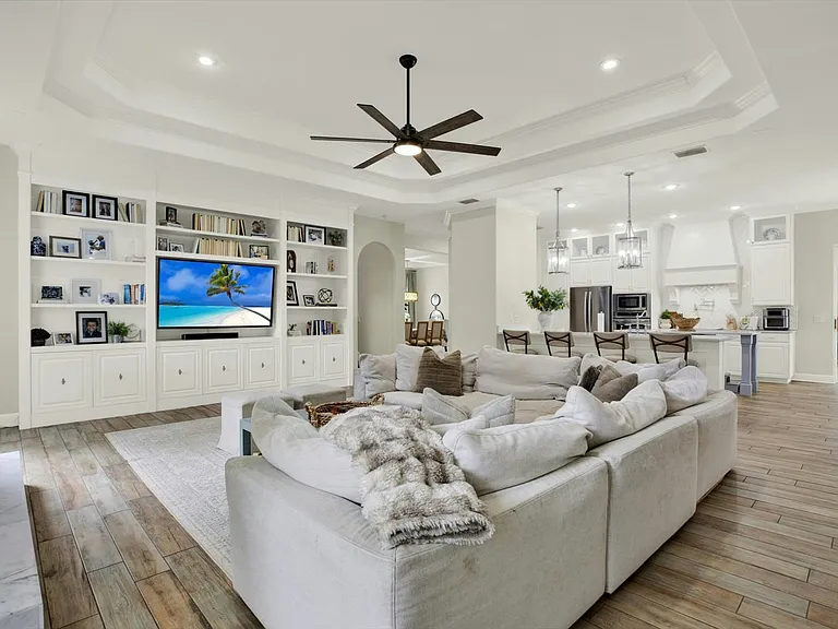 6231 Wild Orchid Dr — Photo 11