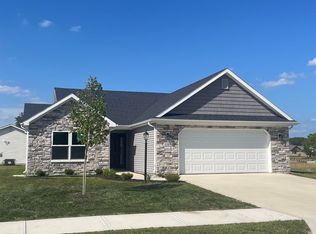 1181 Evelyn Dr, Bluffton, IN 46714