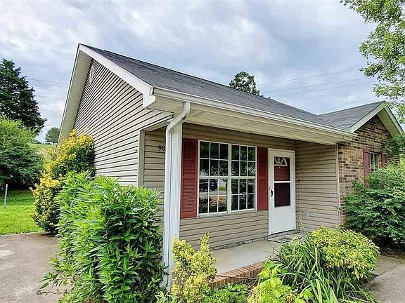 3rd image of 902 Middlebrook Ct #16