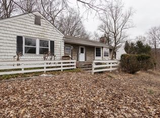 1233 Baldwin Rd, Yorktown Heights, NY 10598