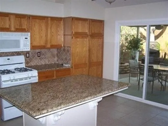 8416 Blue Heron Dr — Photo 4