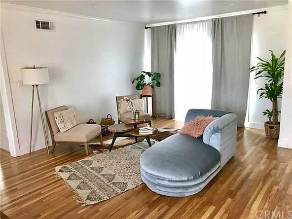 3rd image of 12838 Dilworth St