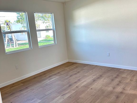 2nd image of 130 N Surfside Dr #2
