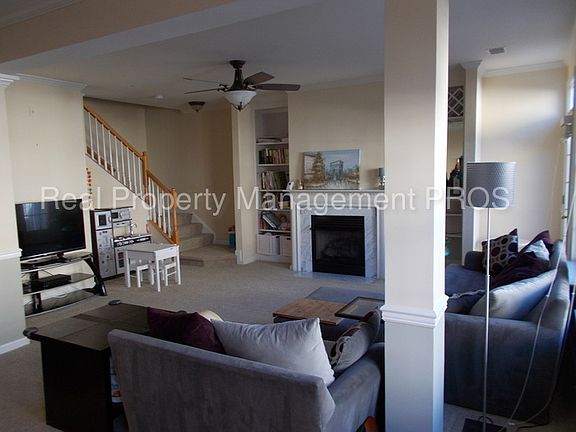 4th image of 2665 Manhattan Pl Ste 305