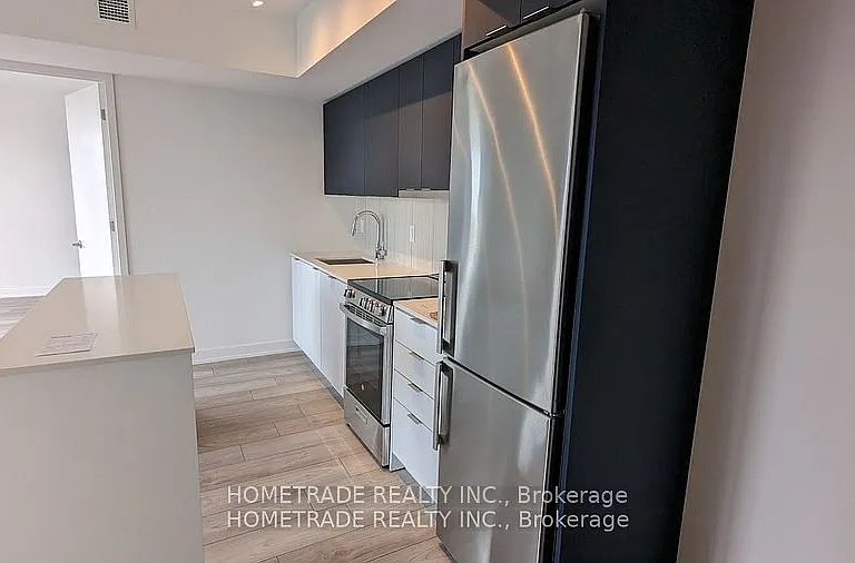8 Tippett Rd #409 — Photo 12