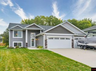 116 Gambrelle Ct, Mankato, MN 56001