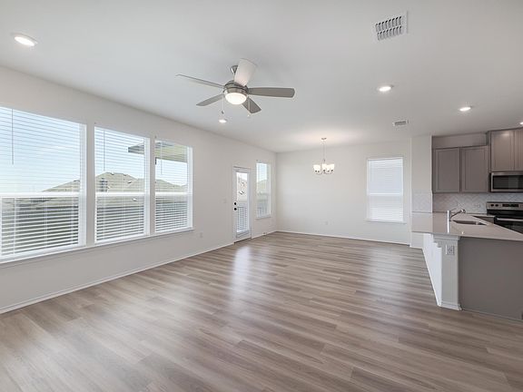 5th image of 7807 Lawford Ct