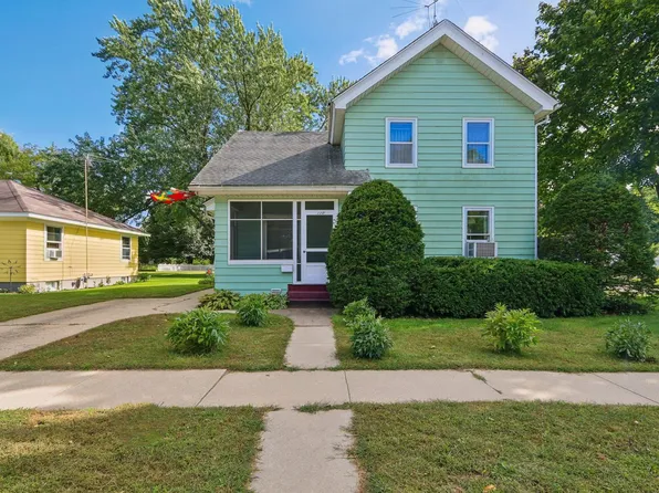 118 Washington Ave, Sauk City, WI 53583