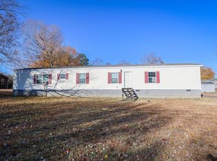 200 Cedar Ln, Symsonia, KY 42082