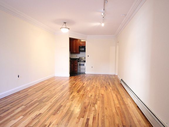 2nd image of 525 W 49th St APT 2E
